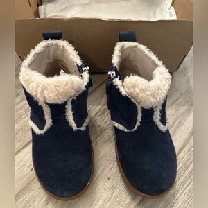 Ugg T Darden Navy toddler size 9 boots